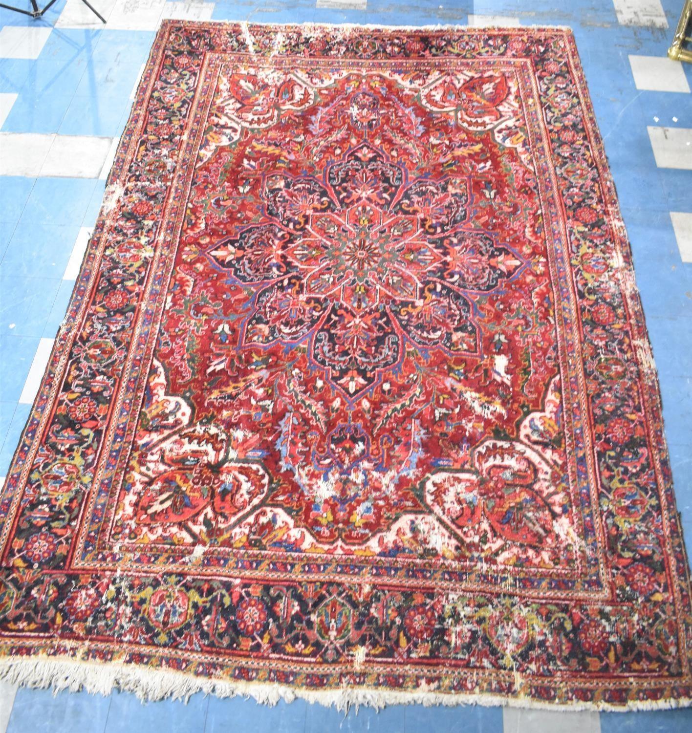 A Large Antique Persian Heriz Rug on Red Ground, Some Wear and Condition Issues, 340x240cms - Bild 2 aus 6