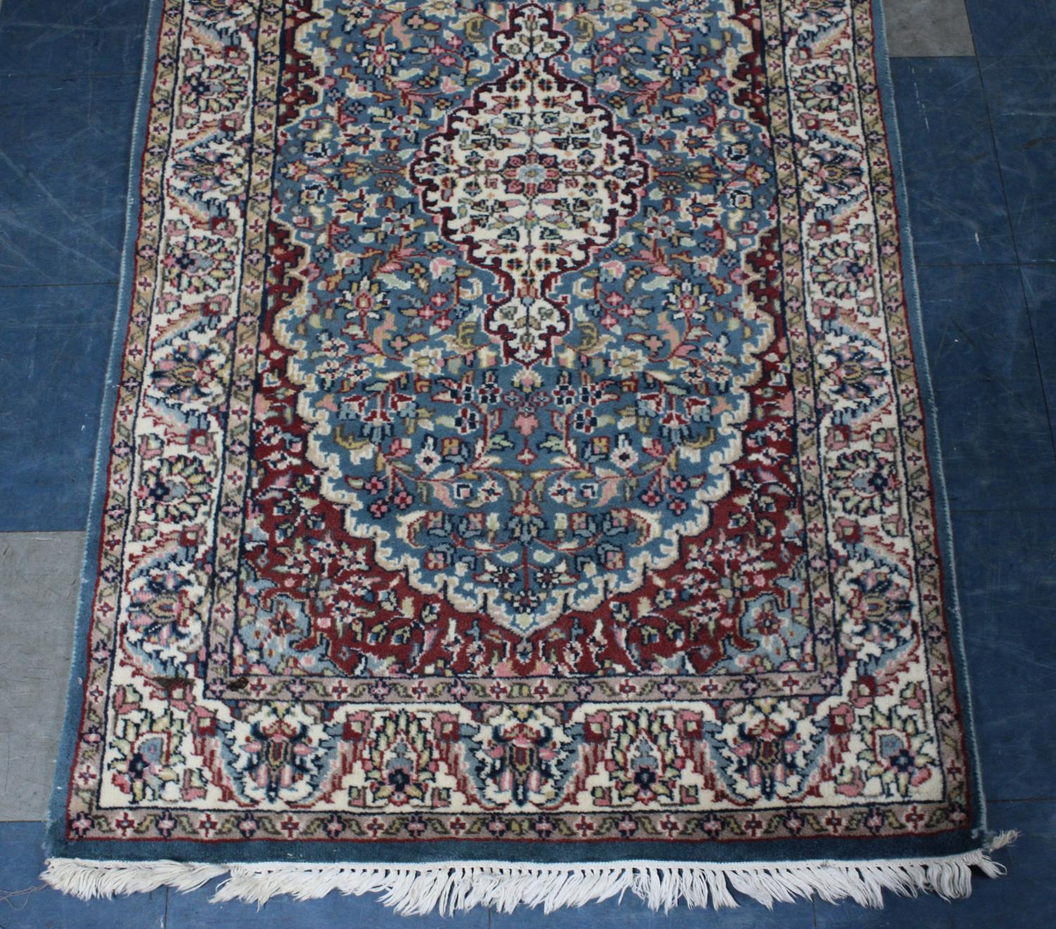 A Patterned Hearth Rug, 153x92cms - Bild 2 aus 3