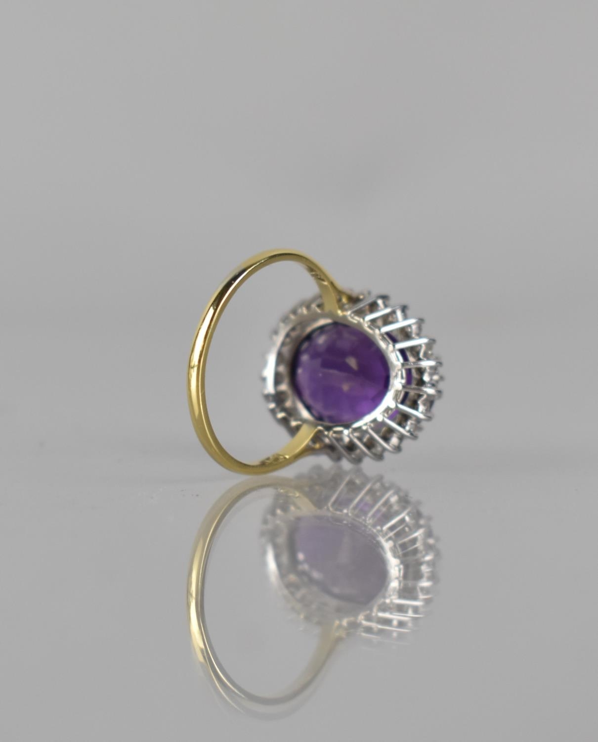 A Vintage 18ct Gold, Diamond and Amethyst Cocktail Ring, Central Oval Cut Stone Measuring Approx - Bild 2 aus 3