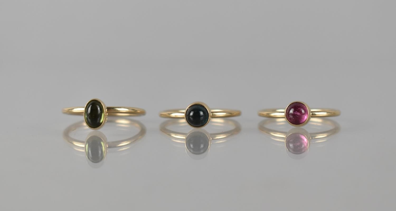 A Set of Three 9ct Gold Stacking Rings, Cabochon Stones Each Bezel Set on a Raised Head to a - Bild 2 aus 2