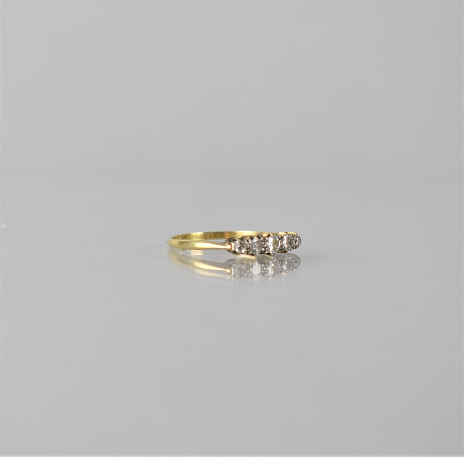 A Late 19th/Early 20th Century Five Stone Diamond and 18ct Gold Half Hoop Ring, Central Old European - Bild 3 aus 5