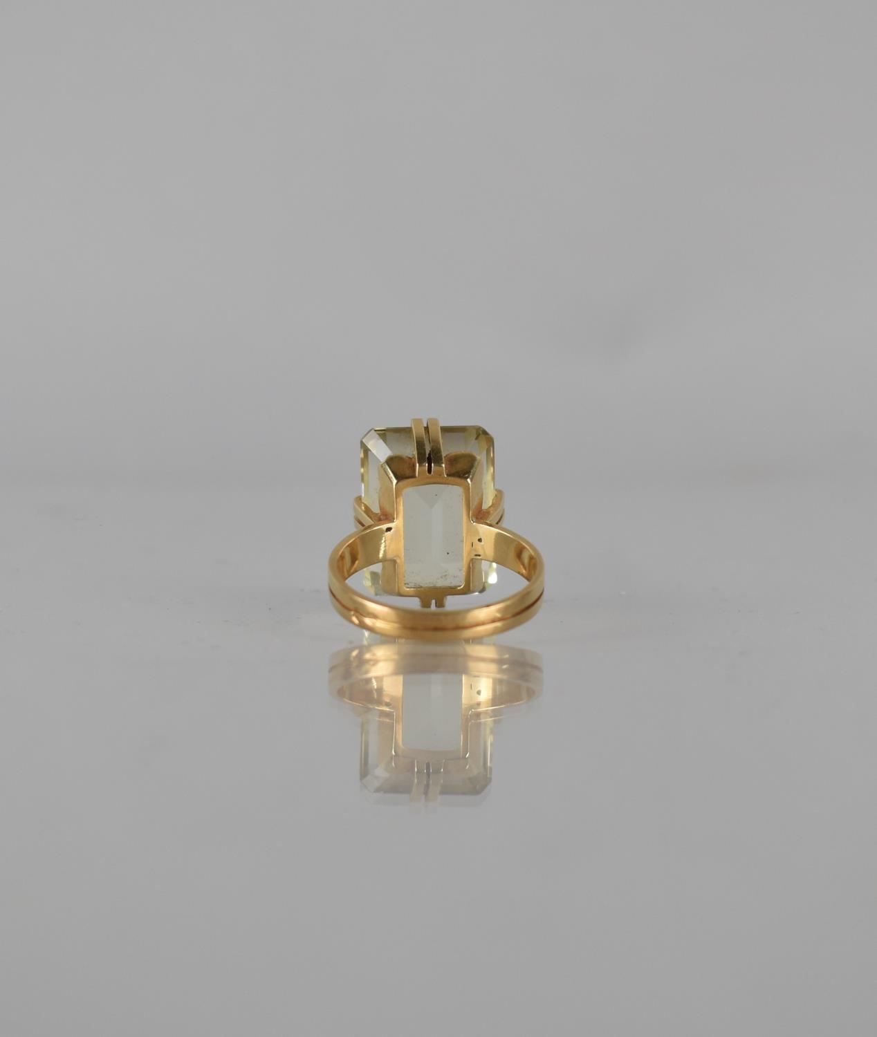A European 14ct Gold and Citrine Dress Ring, Emerald Cut Stone Measuring 19mm by 13mm Approx and - Bild 3 aus 3