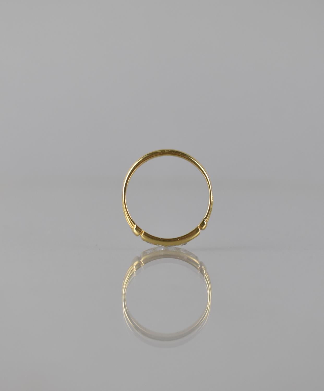 An 18ct Gold and Diamond Dress Ring, Five Mixed Cut Diamonds in Bead Bright Cut Setting, Head - Bild 3 aus 3