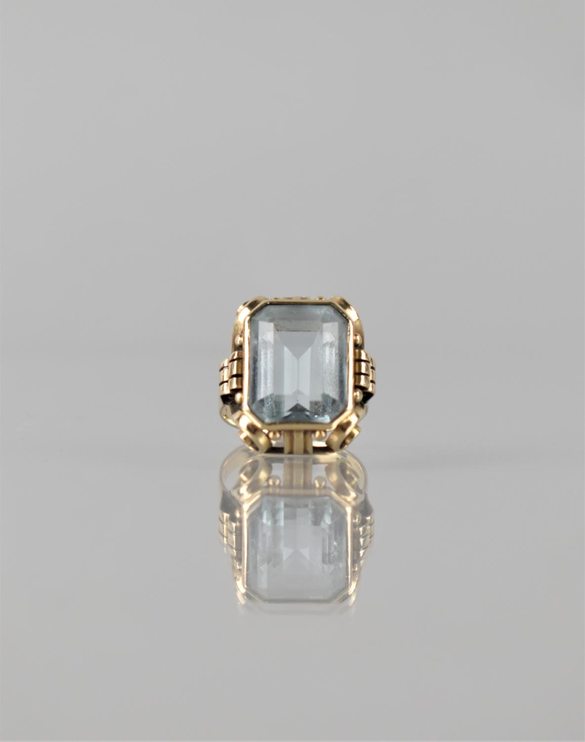 A Continental 14ct Gold and Aquamarine Cocktail Ring, Centre Stone Measuring 15mm by 11mm, Bezel Set - Bild 2 aus 3