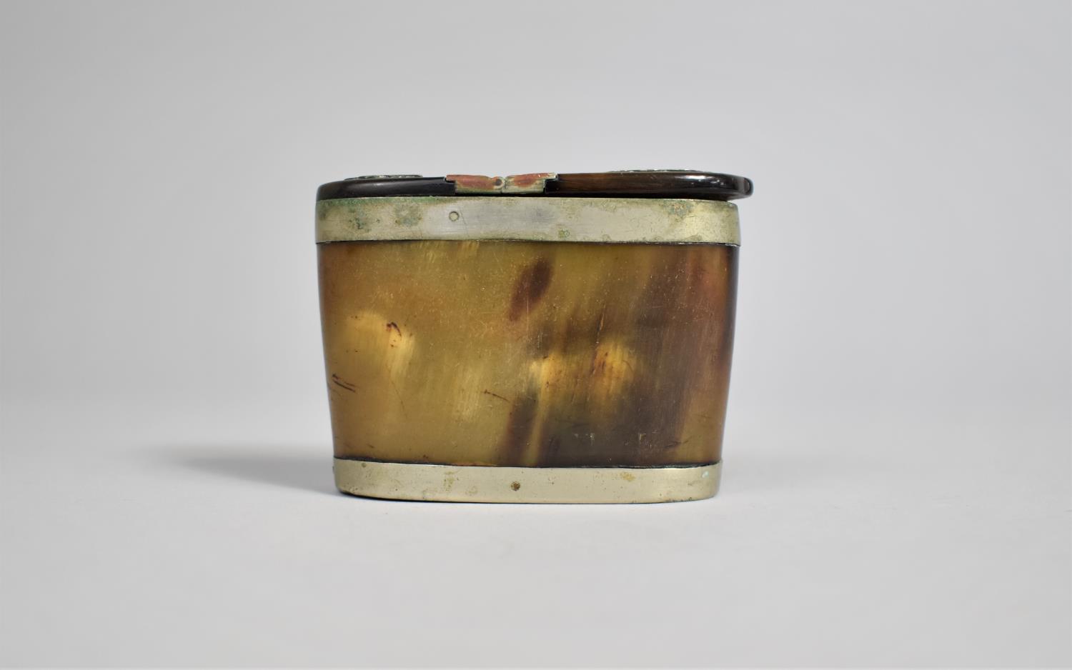 A 19th Century Silver Plate and Horn Snuff Box of Boat Shape, 7.5cms Wide - Image 5 of 9
