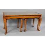 A Mid/Late 20th Century Nest of Three Tables on Cabriole Supports, 97cms Wide