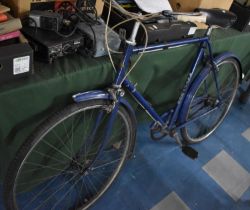 A Vintage Gents Wayfarer Bicycle