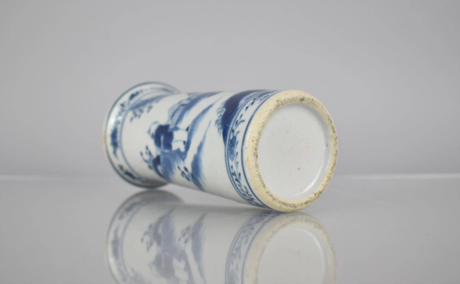 A 19th/20th Century Chinese Porcelain Blue and White Sleeve Vase with Flared Rim Decorated with - Image 7 of 7