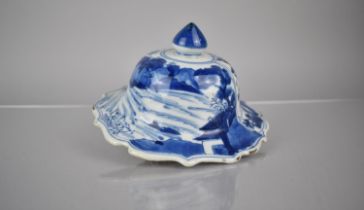 A Chinese Porcelain, Probably Kangxi Period (1662-1722) Porcelain Blue and White Cover of Domed Form