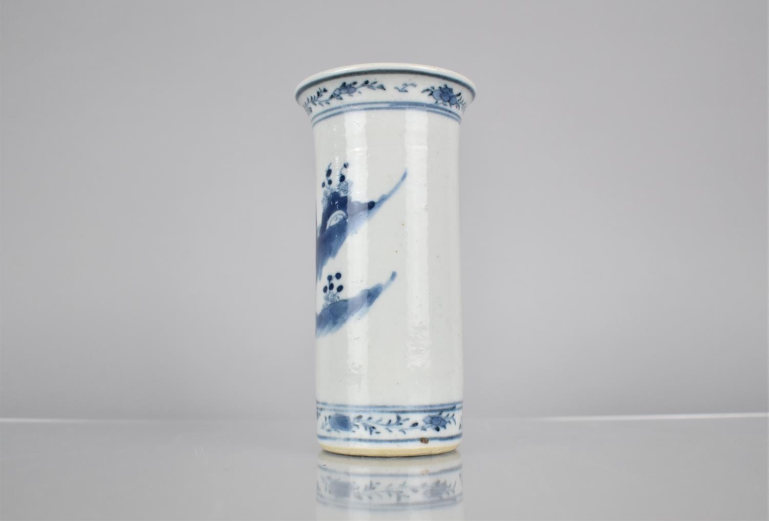 A 19th/20th Century Chinese Porcelain Blue and White Sleeve Vase with Flared Rim Decorated with - Image 5 of 7