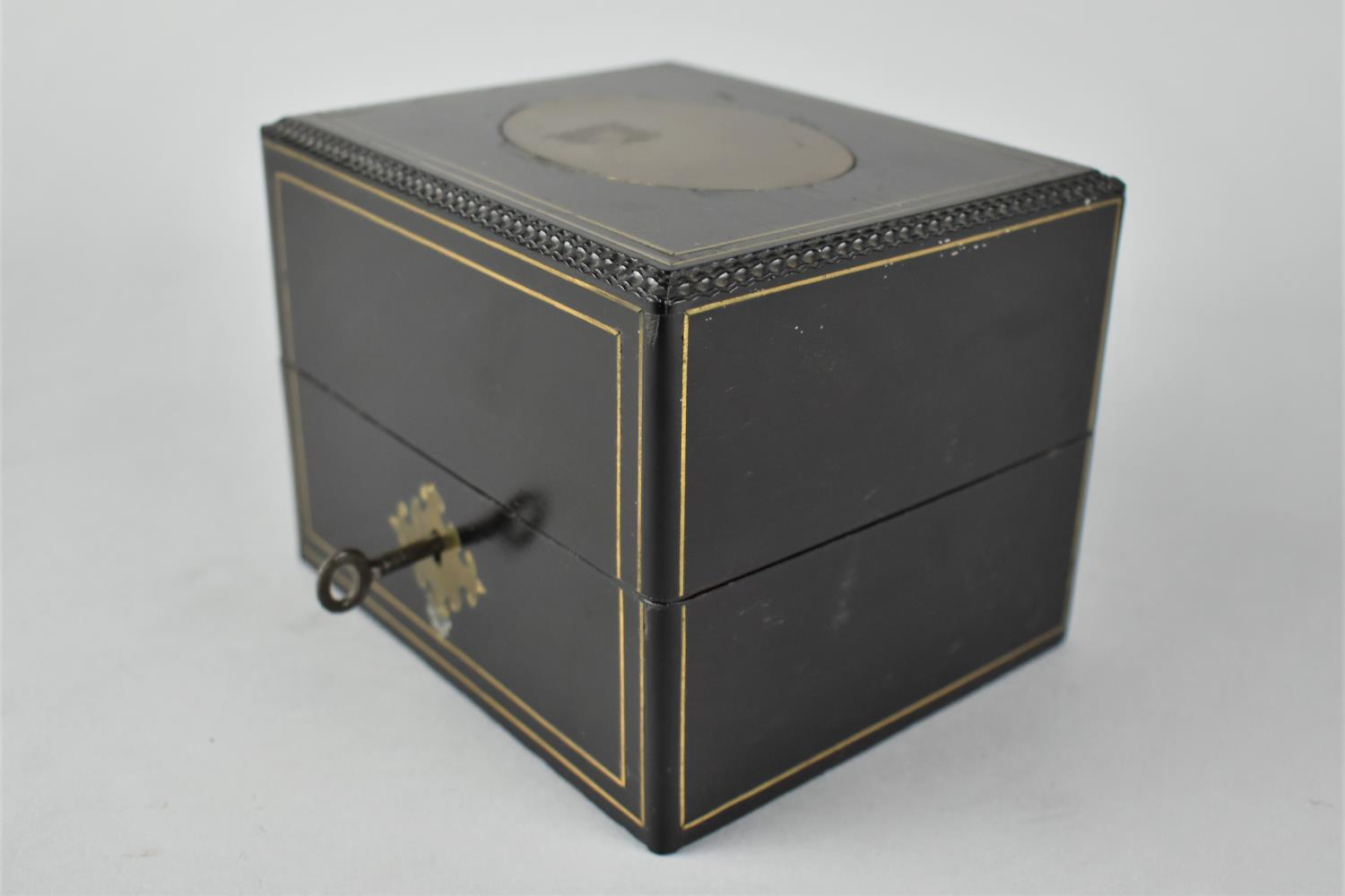 A 19th Century Ebonised Scent Bottle Box with Fitted Four Section Silk Lined Interior, Brass - Bild 4 aus 6