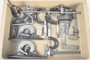 A Collection of Various Vintage Engineering Tools, to include Micrometer Screws Etc