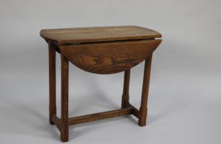 A Small Mid 20th Century Oak Drop Leaf Table, 53cms Wide