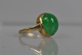 A 9ct Gold and Jade Ring, 4g