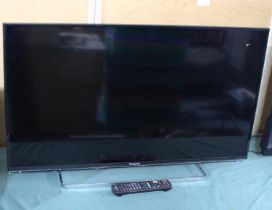 A 40" Full HD Panasonic TX-40ES503B Television, With Remote and Power Cable, Working