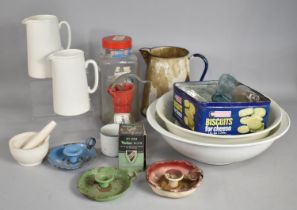 A Collection of Various Vintage Items to comprise Sweet Jar, Enamelware, Jugs, Bowls Etc (