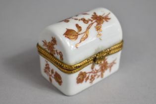 A Small Limoges Dubarry Domed Topped Box with Ormolu Hinge Mount, 5cm Wide