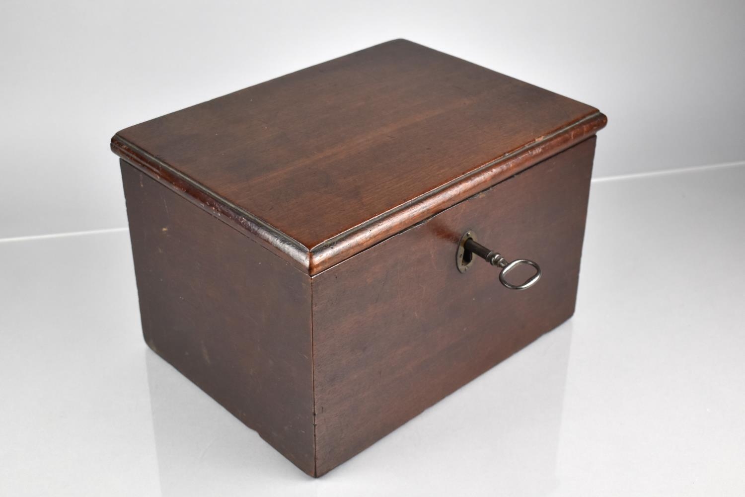 An Early 19th Century Mahogany Box with Hinged Lid with Original Lock and Key, 30x22x19cm High - Image 2 of 4
