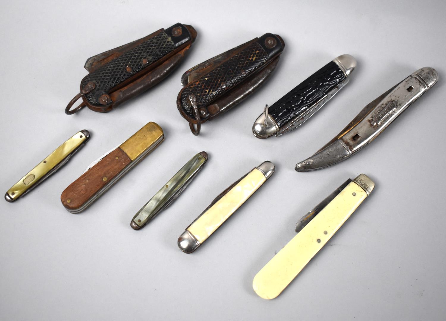 A Collection of Various Pocket Knives, Jack Knives, Multi Tool Knives, Fishermans Knives Etc