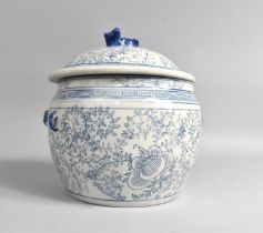 A Modern Blue and White Kamcheng Pot and Cover with Temple Lion Finial, 22cm high