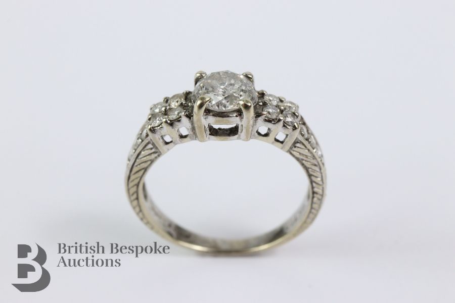 18ct White Gold Diamond Ring - Image 2 of 3