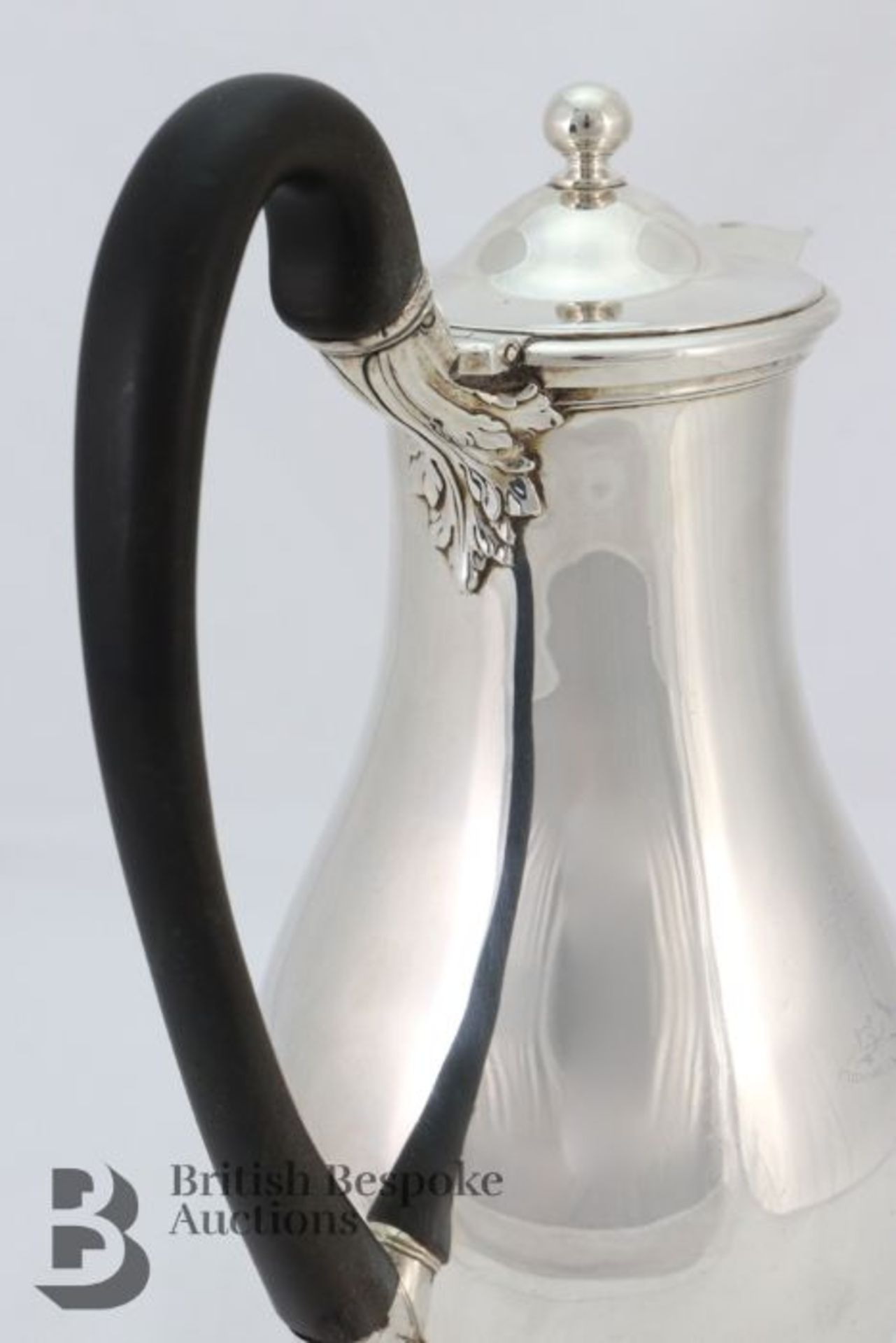 George III Silver Hot Water/Claret Jug - Image 4 of 8