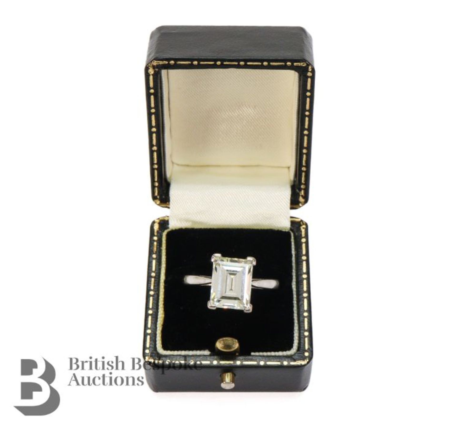 Stunning Vintage 18ct 4.39ct Solitaire Diamond Ring - Image 8 of 10