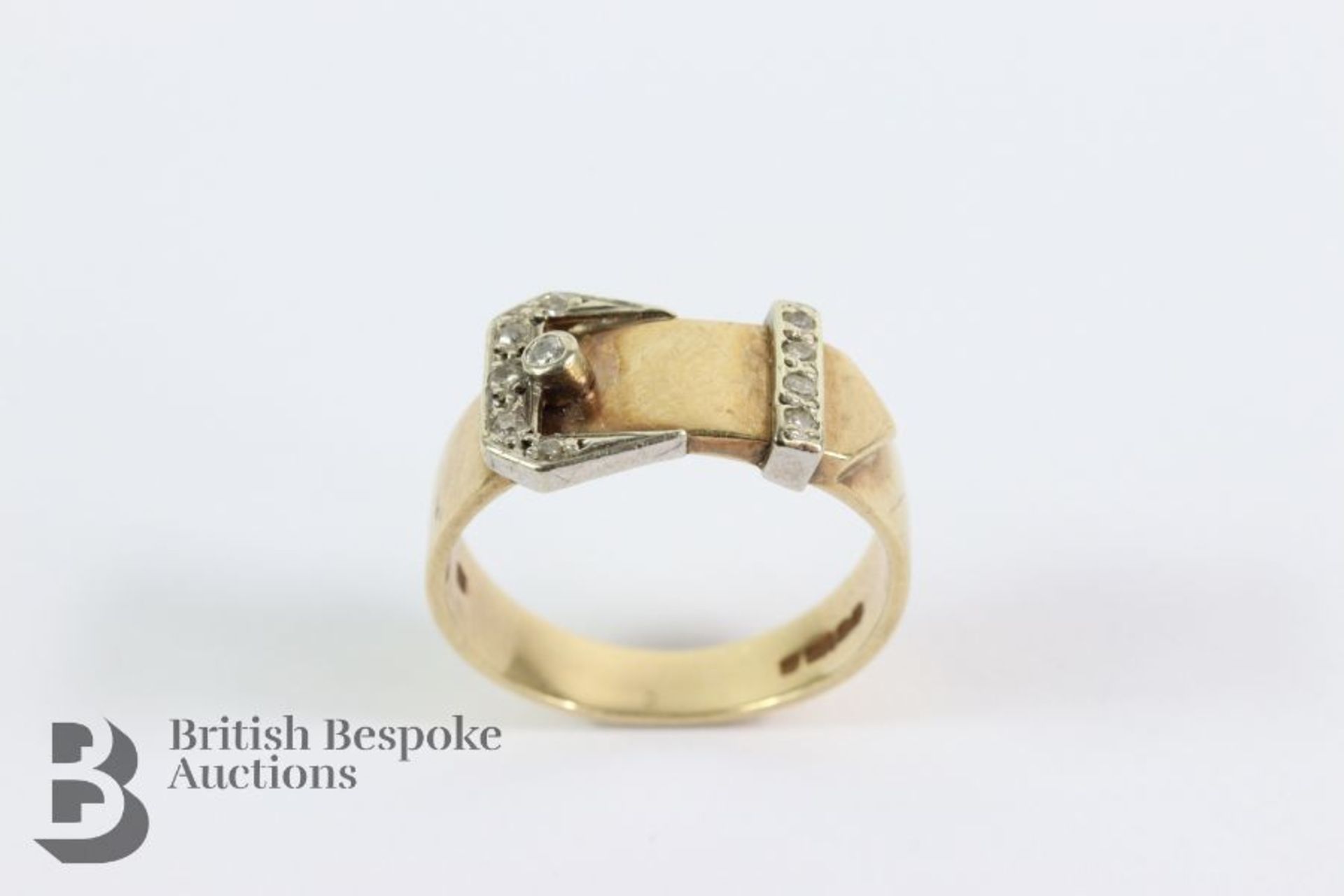 Vintage 9ct Gold Buckle Ring