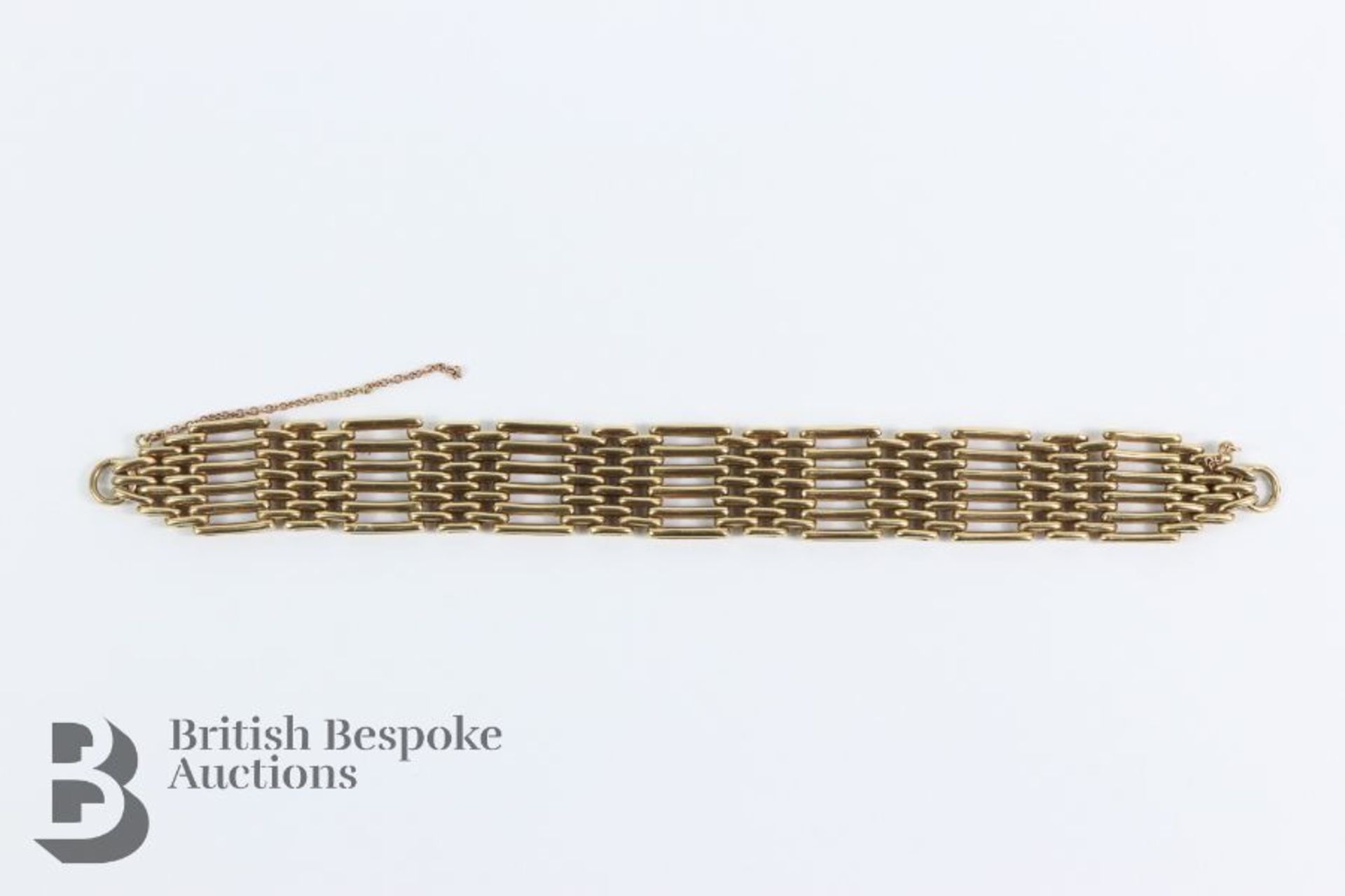 9ct Gold Gate Link Bracelet - Image 4 of 4