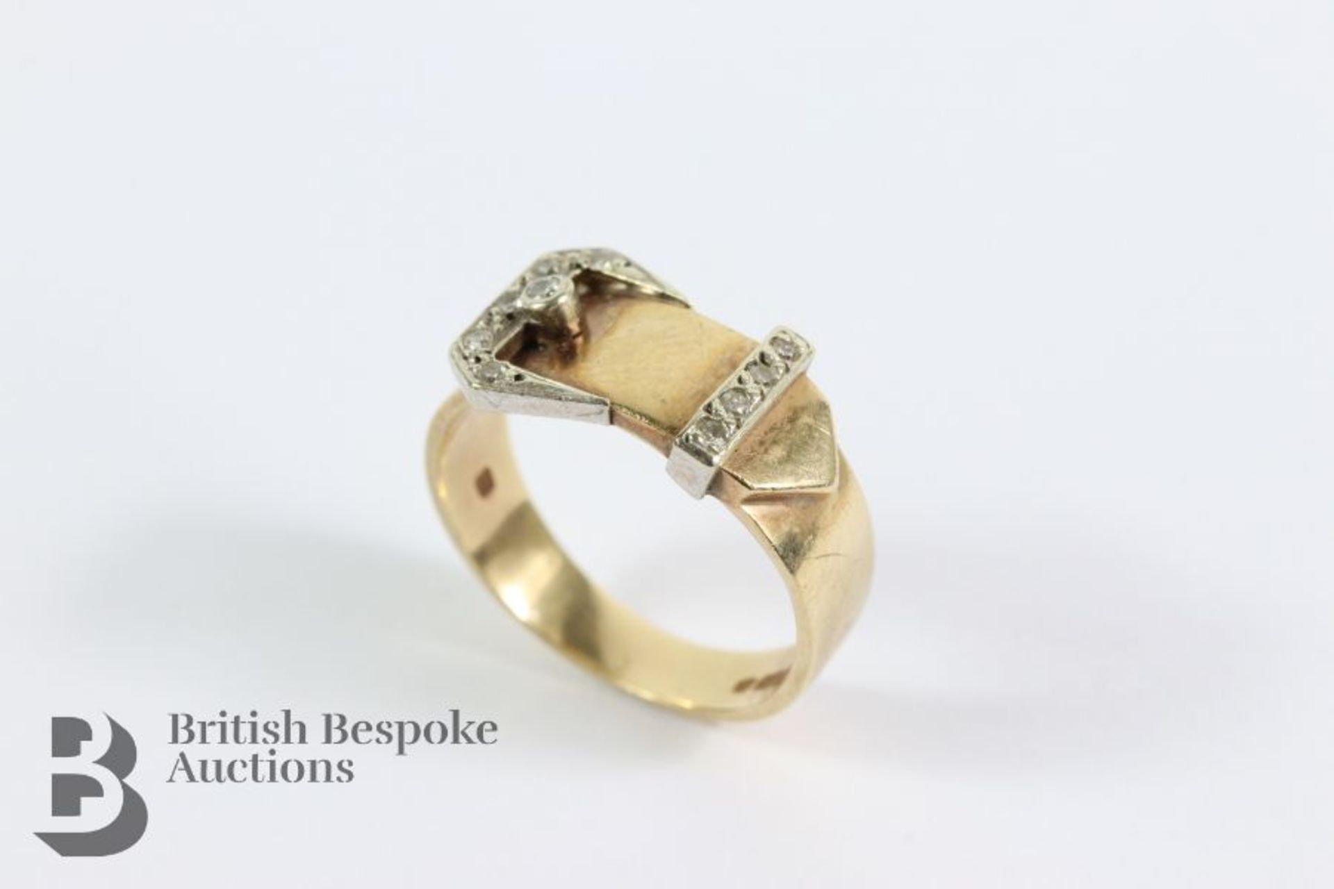 Vintage 9ct Gold Buckle Ring - Image 2 of 3