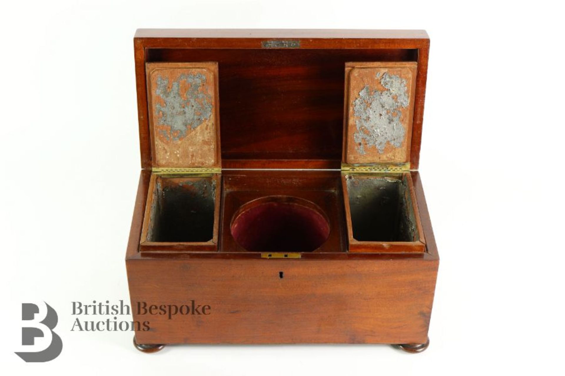 Georgian Mahogany Tea Caddy - Image 2 of 4