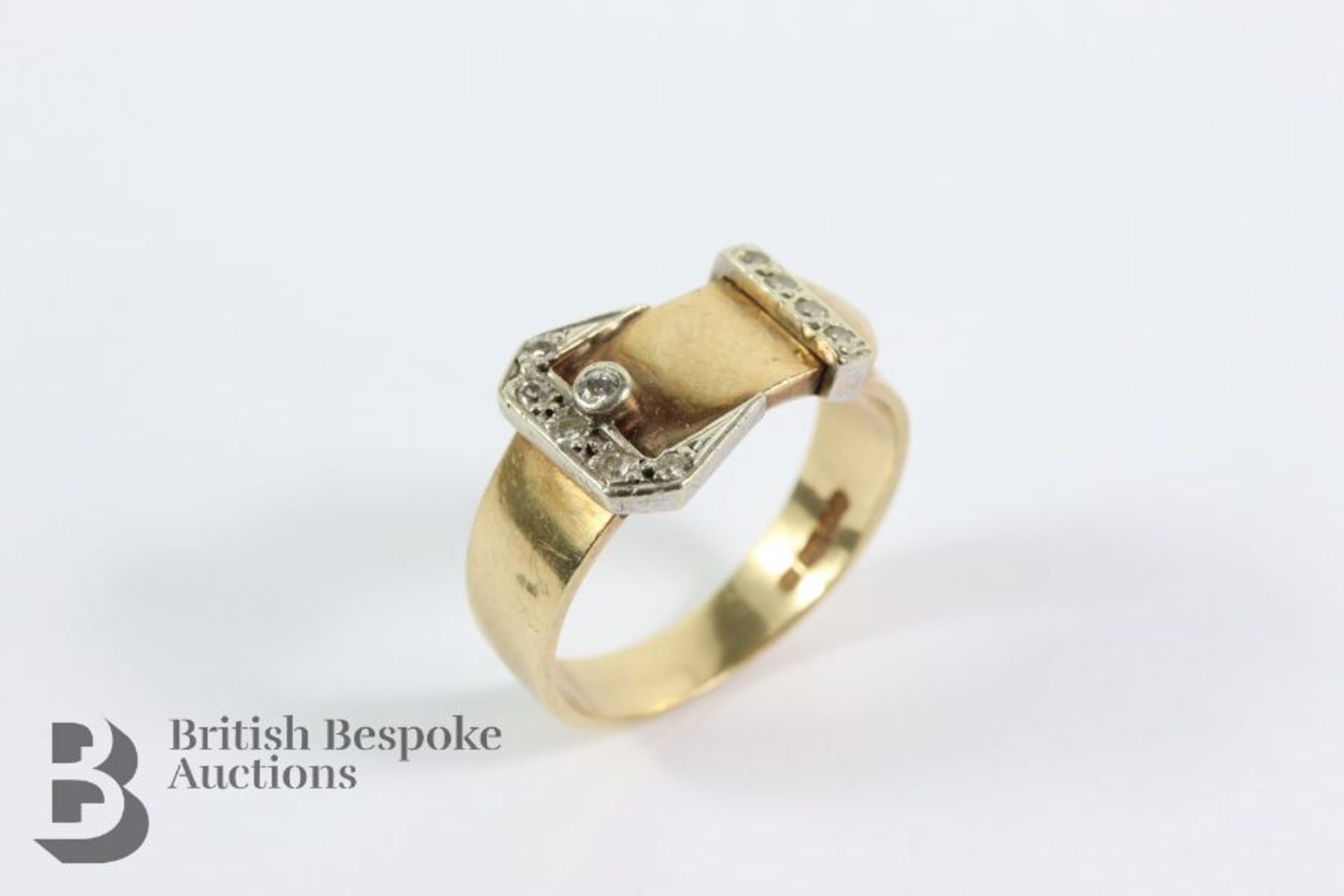 Vintage 9ct Gold Buckle Ring - Image 3 of 3