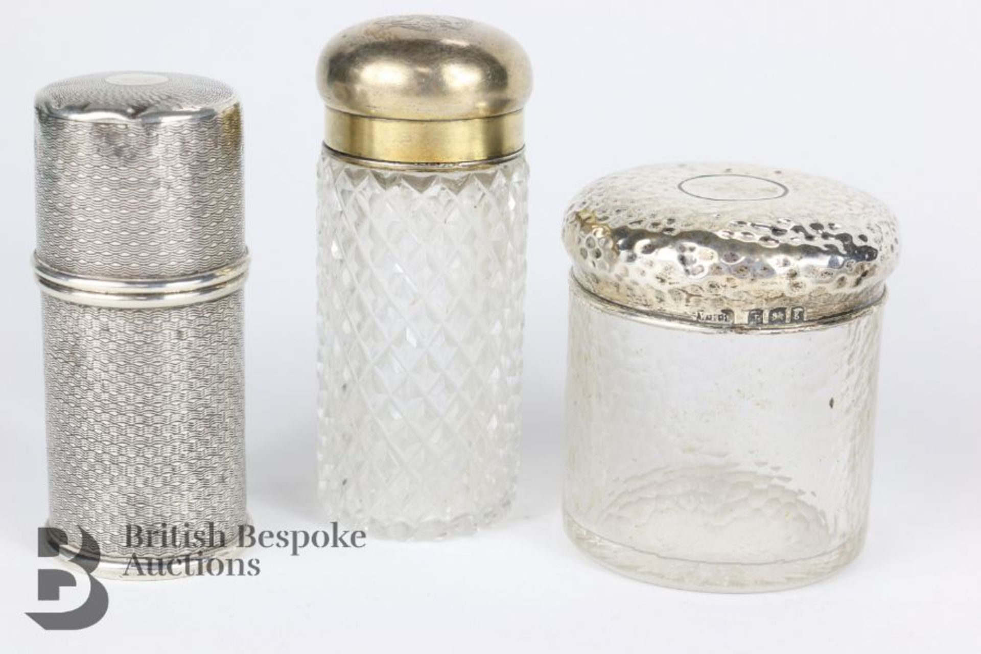 Georgian Scent Bottle and Glass Hunting Flask - Image 13 of 17