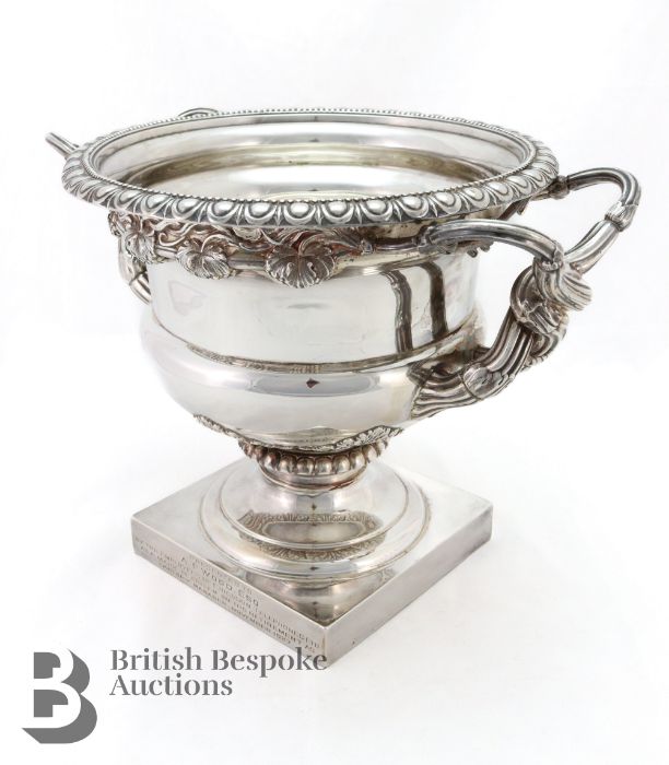 George V Silver Warwick Vase - Image 7 of 25