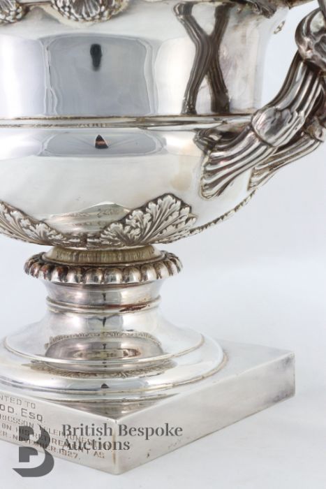 George V Silver Warwick Vase - Image 9 of 25