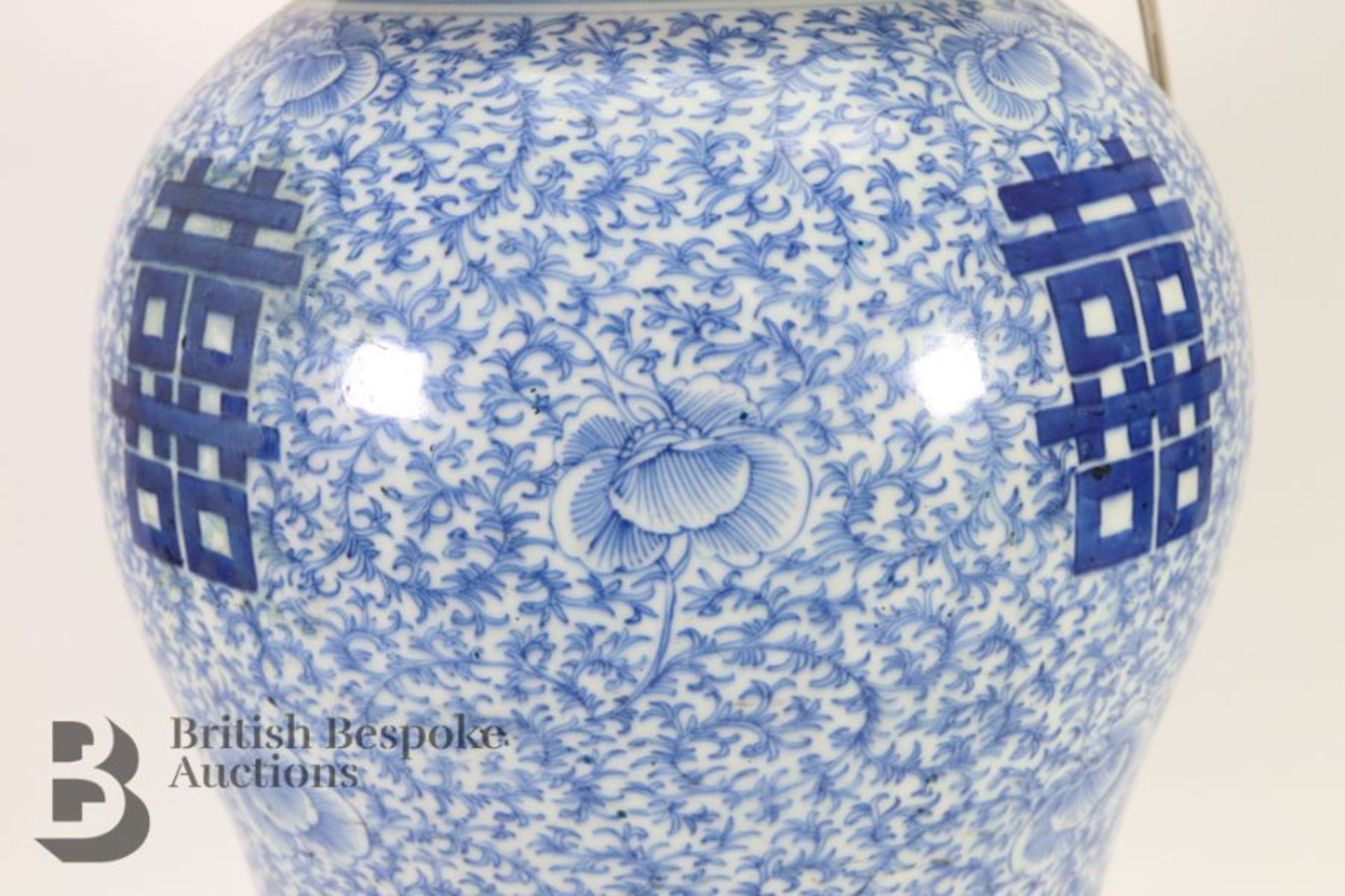 Chinese Blue and White Lamp Base - Bild 4 aus 8