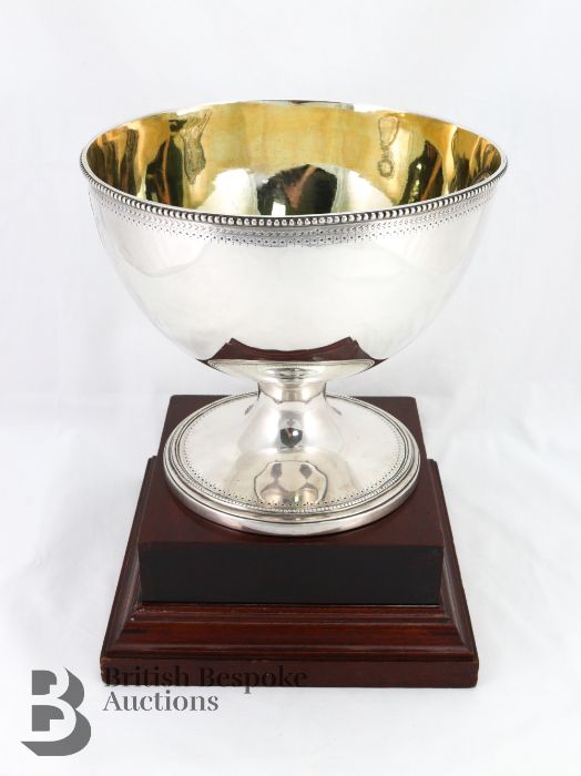 George III Silver Commemorative Rose Bowl - Image 3 of 10