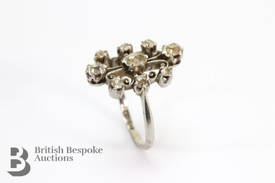 Antique Platinum and Diamond Ring - Image 2 of 4