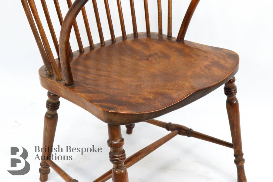 19th Century Windsor Fireside Chair - Image 4 of 5