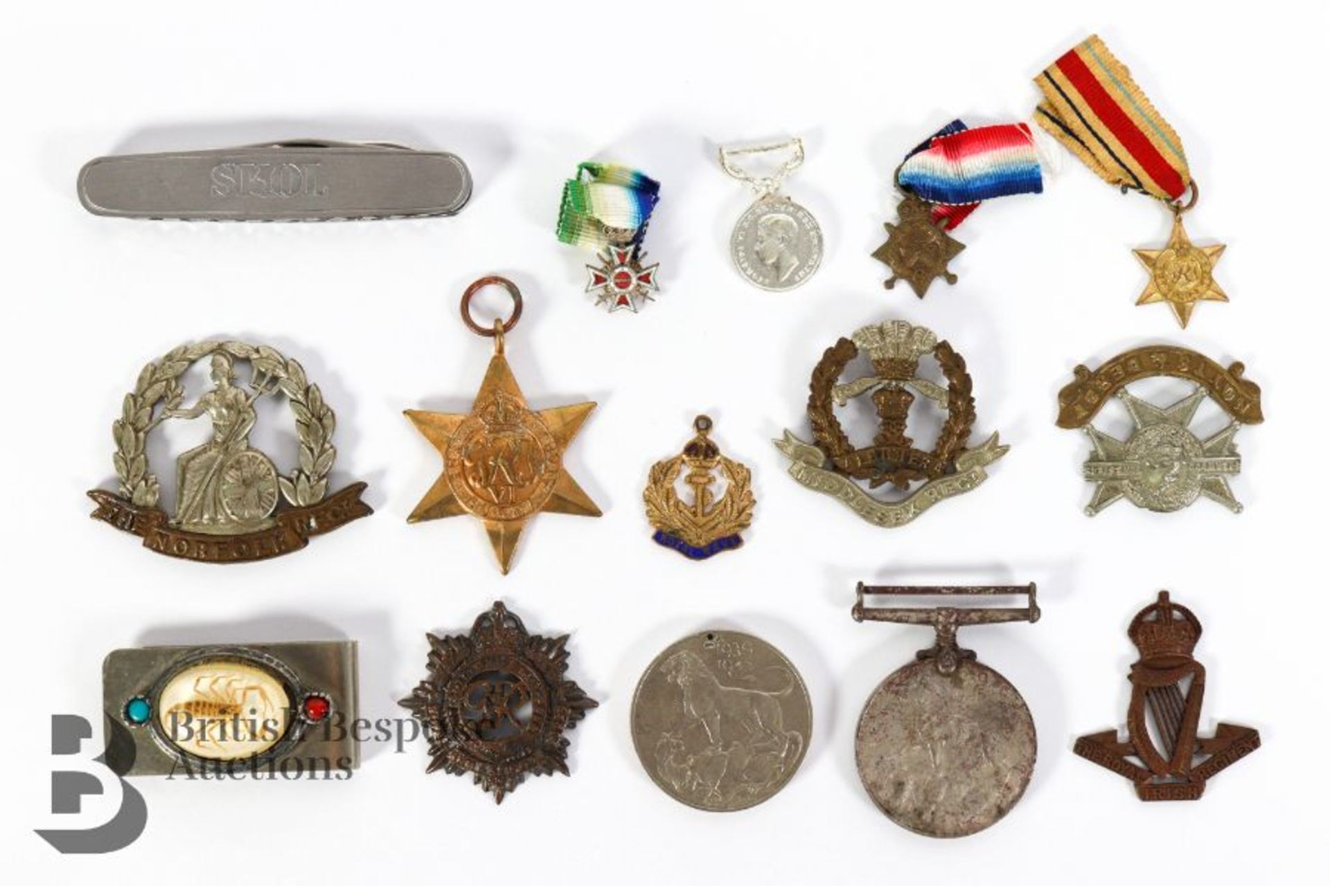 Collection of GB Regimental Cap Badges, Medallions - Image 12 of 15