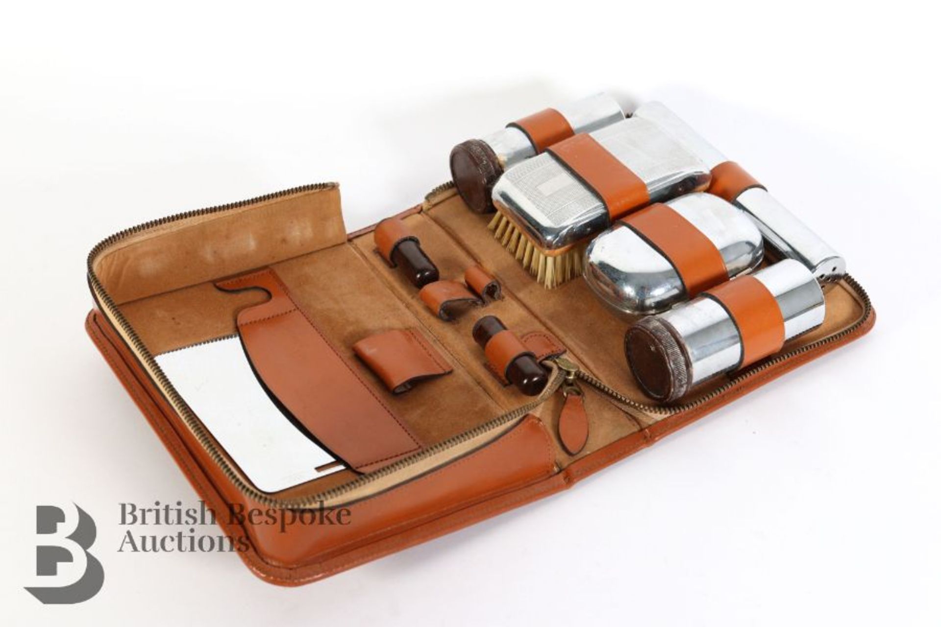 Gentleman's Travelling Vanity Case