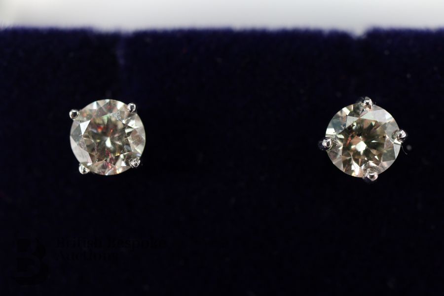 Pair of 14ct White Gold Diamond Stud Earrings - Image 3 of 3