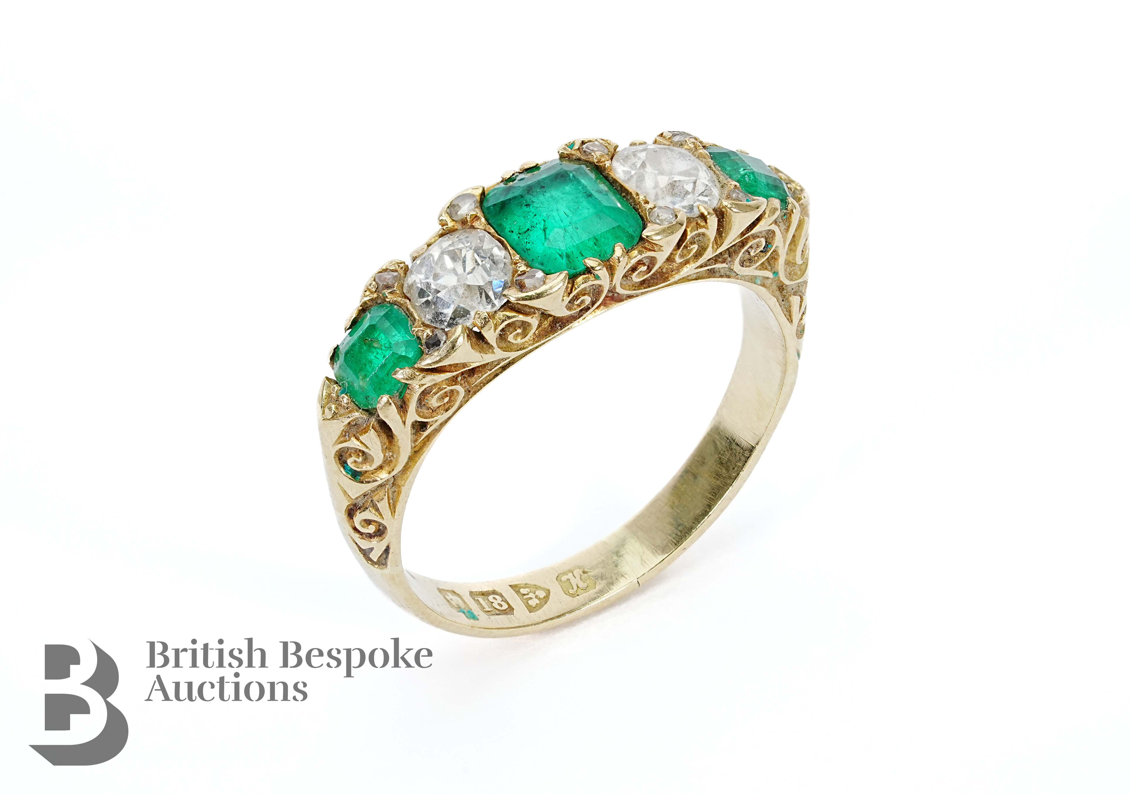 Antique Emerald and Diamond Ring