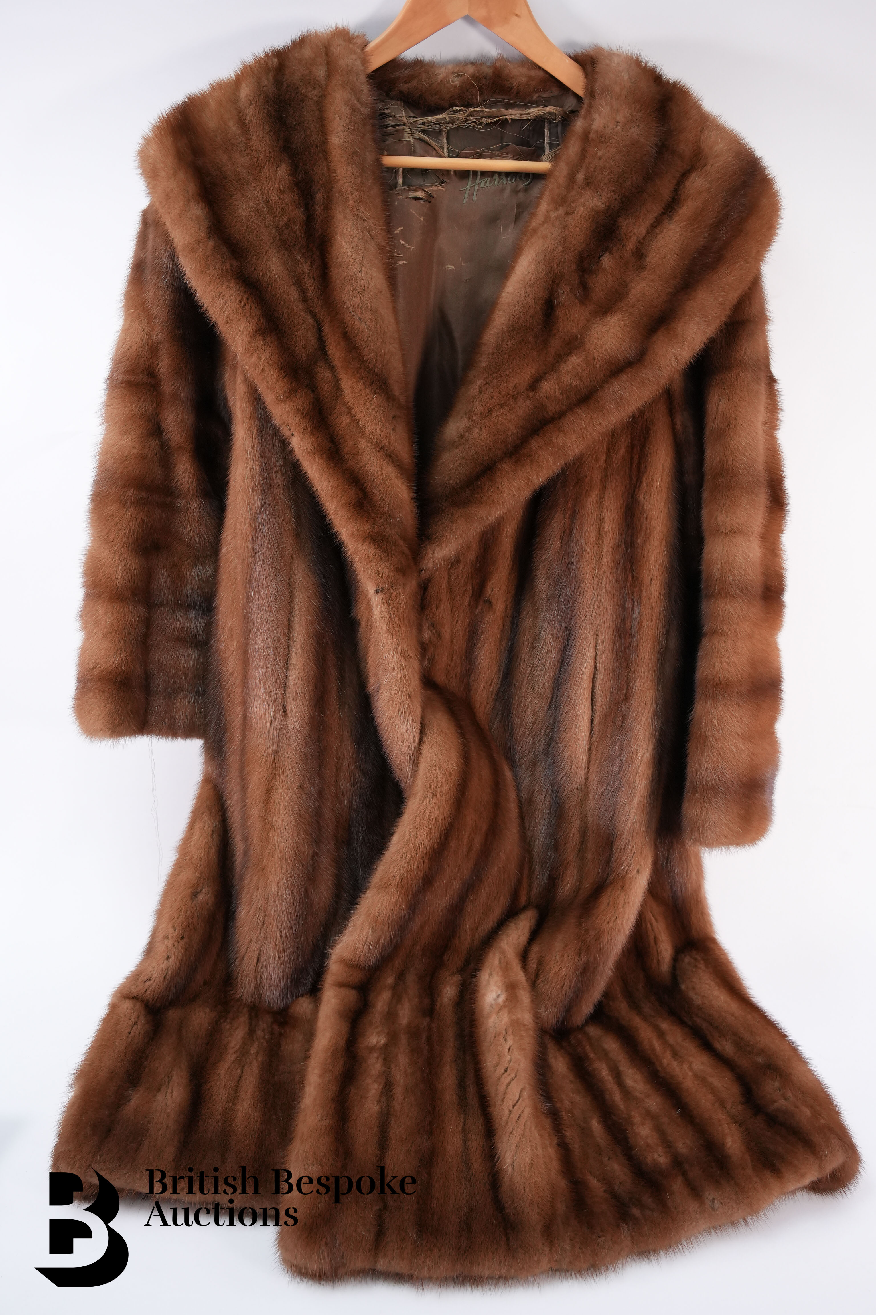 Coloured Mink Veste Vison, Two Mink Coats, and Crocodile Handbag - Image 7 of 10