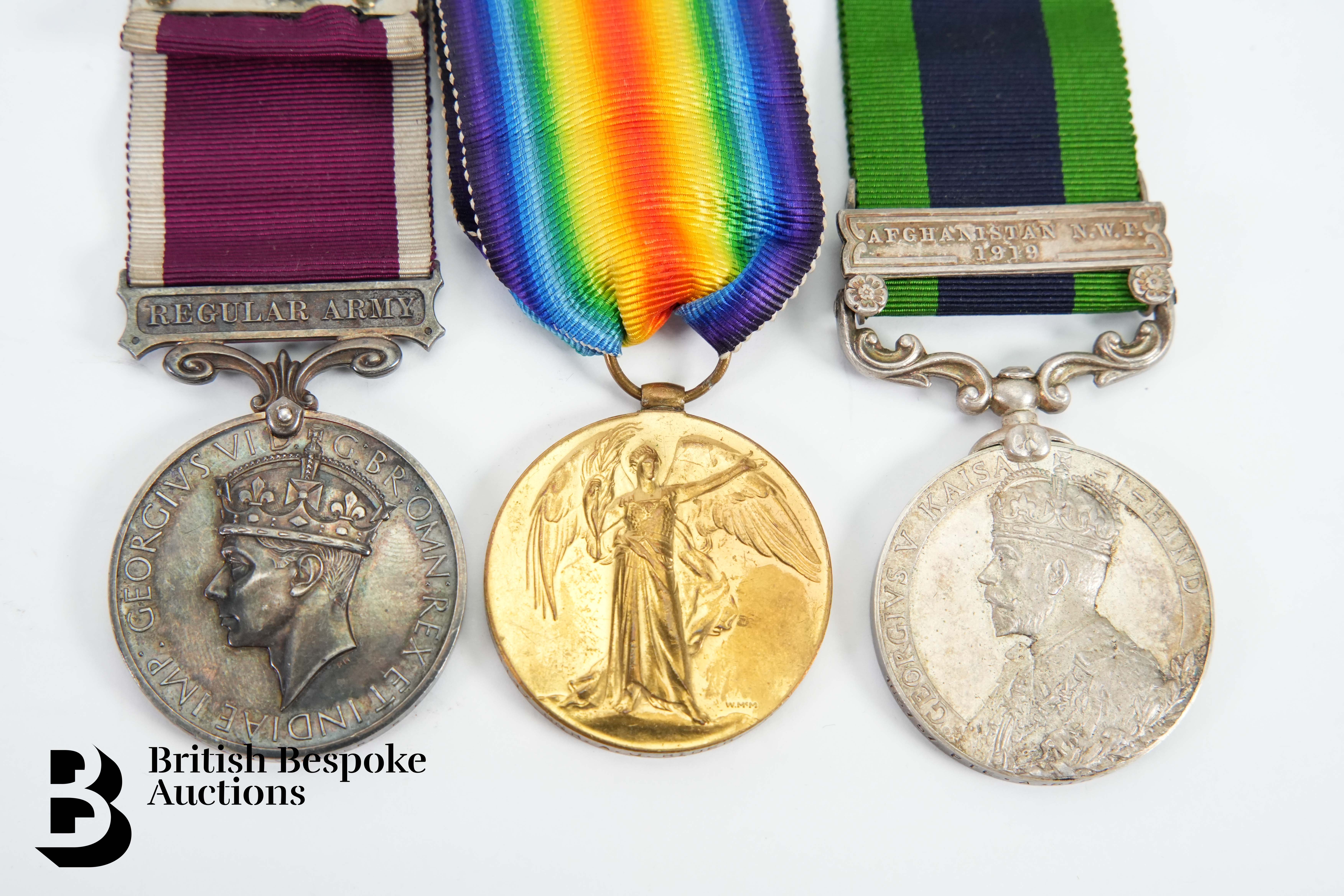 Familial Medals - Rider - Image 2 of 4