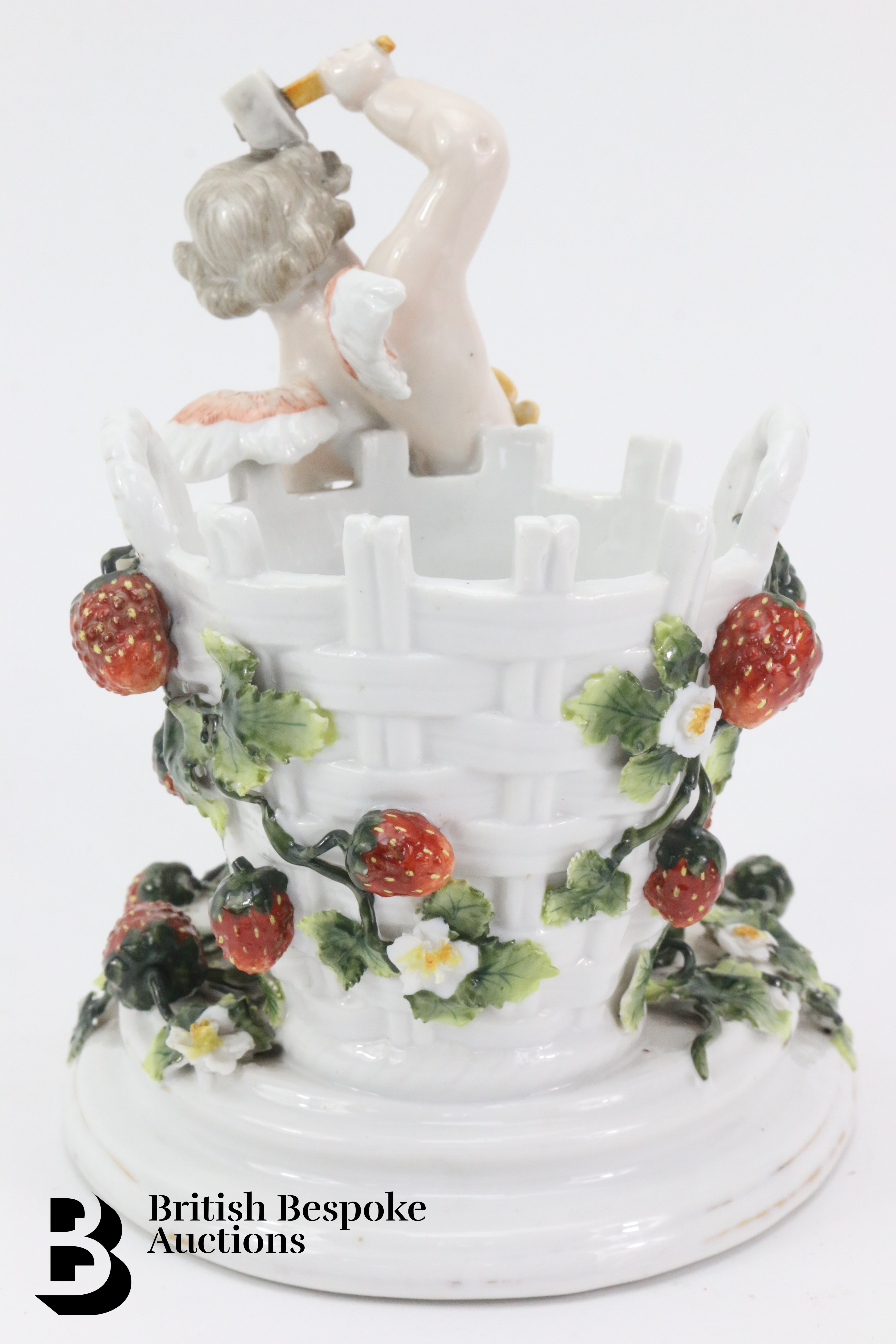 Sitzendorf Porcelain Figurine - Image 3 of 8