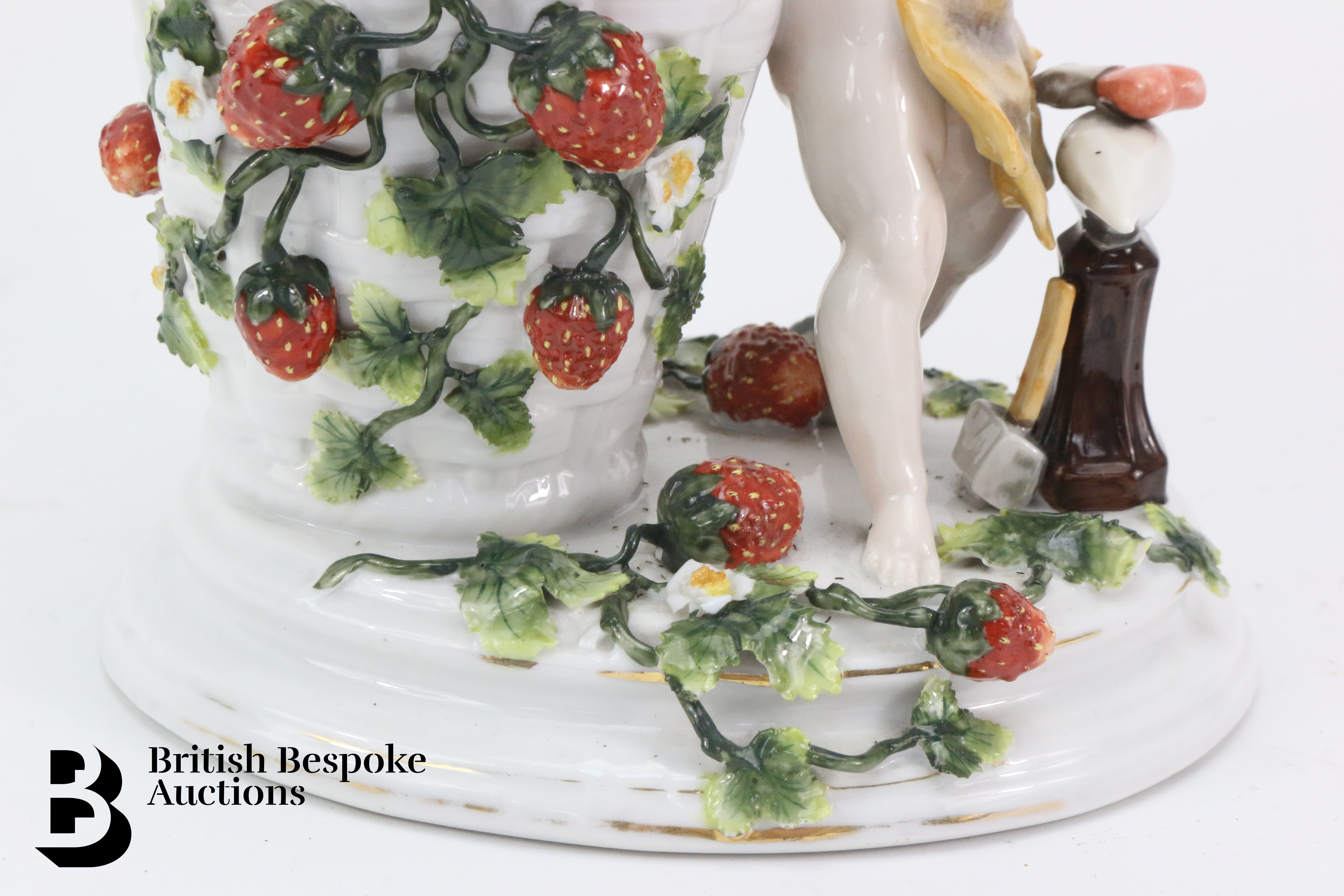 Sitzendorf Porcelain Figurine - Image 5 of 8