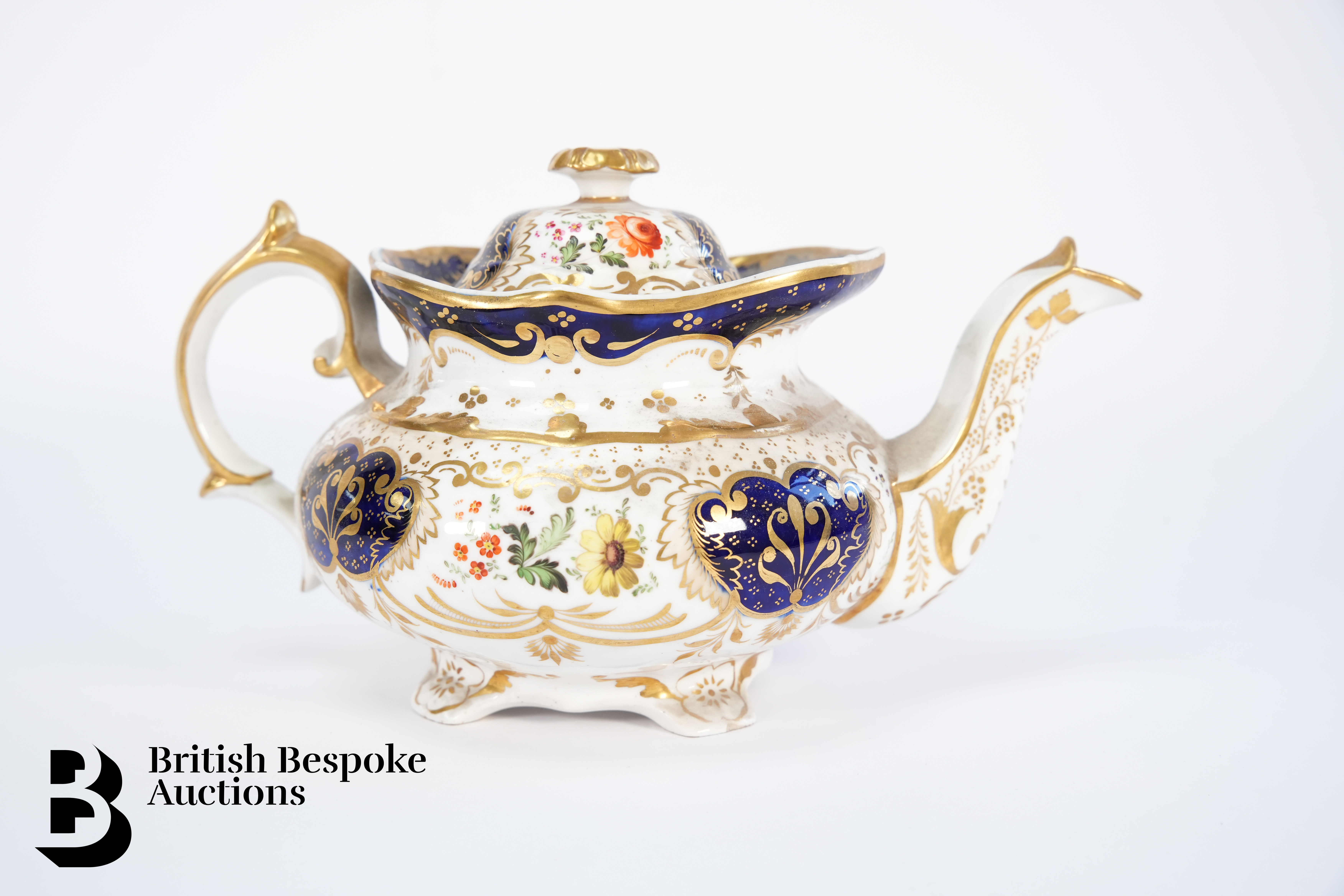 19th Century English Porcelain Tea Pot - Image 3 of 8