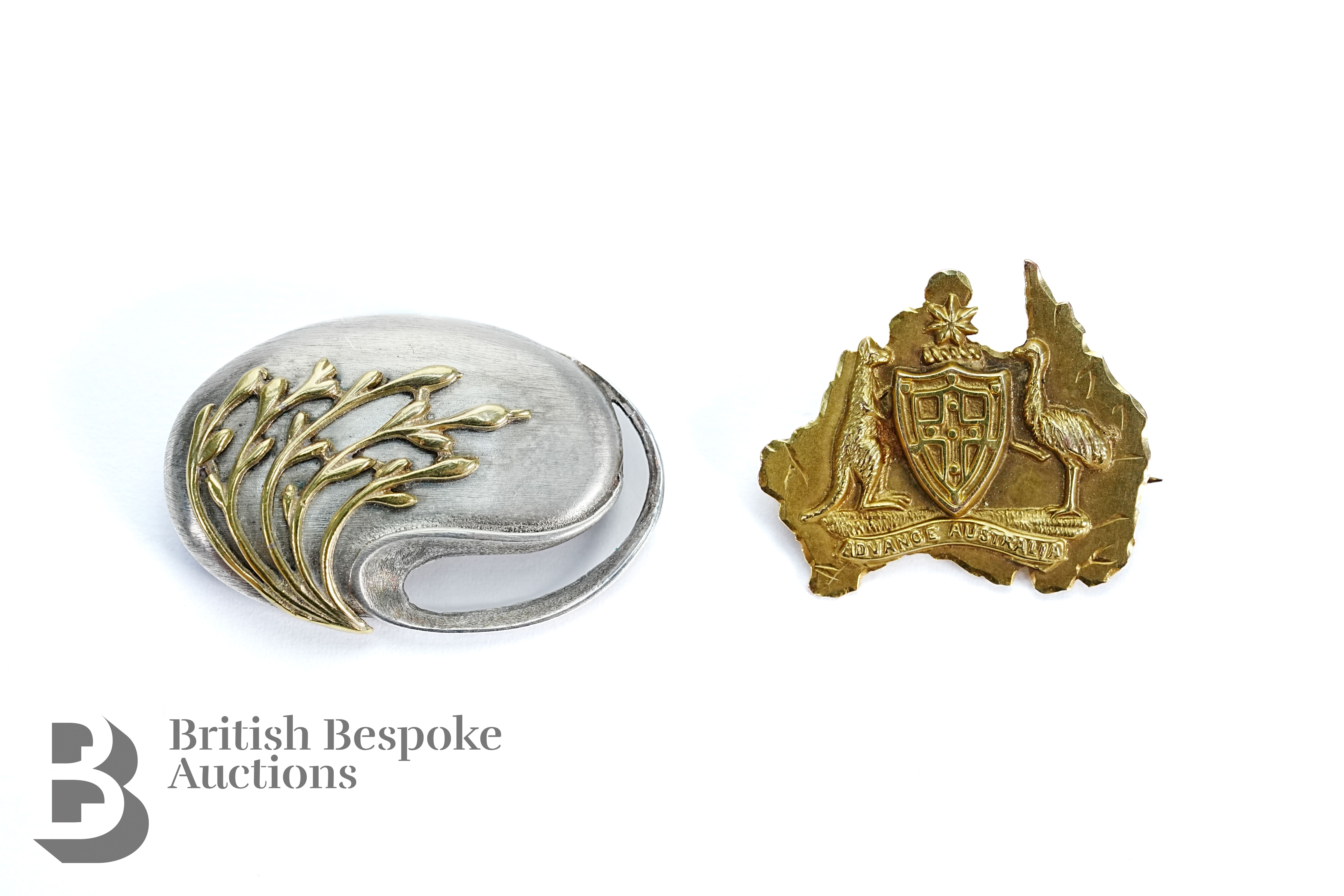 9ct Gold Advance Australian Pin Badge and Pin Brooch
