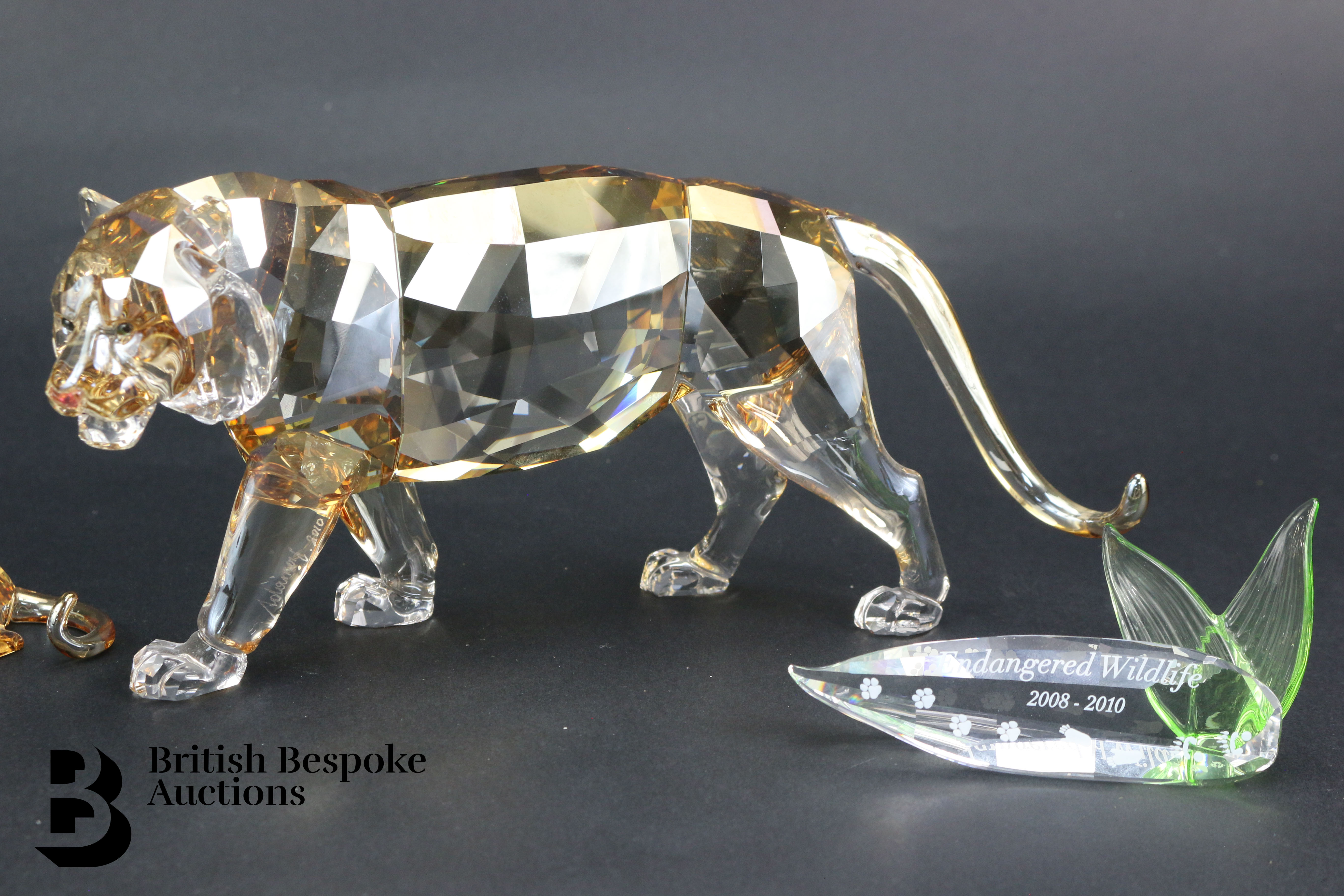 Swarovski Crystal Society SCS Endangered Wildlife Tiger and Tiger Cub Set - Image 4 of 6